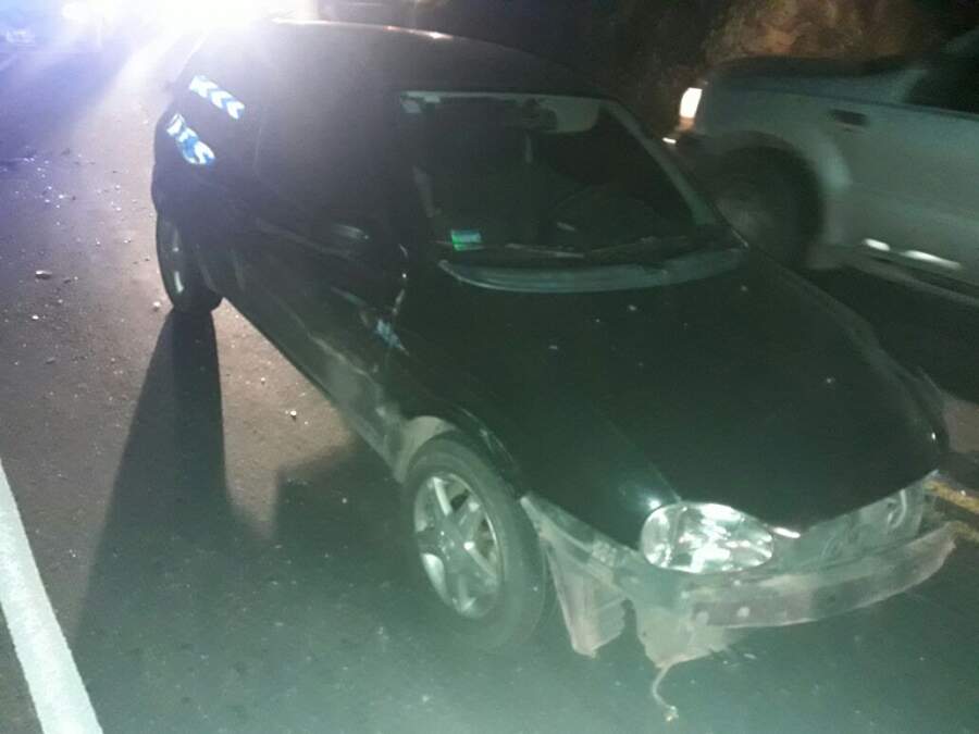 AUTO accidente vcda - Villas Ciudad de América: Dos heridos en un accidente