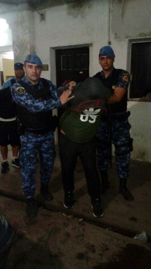 Recuperaron los elementos robados de la joyería céntrica aprehendido joyeria - Recuperaron los elementos robados de la joyería céntrica