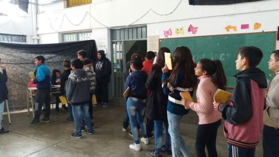 ipet 132a - Alumnos del IPET 132 eligen a sus representantes