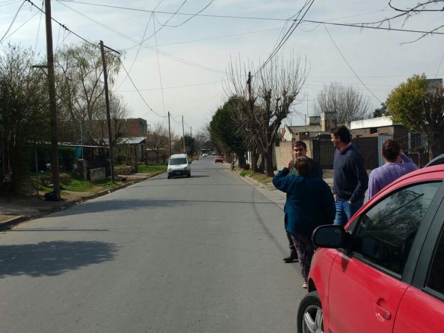 rawson funcionarios - Tras el reclamo de los vecinos, pondrán luminarias y reductores de velocidad