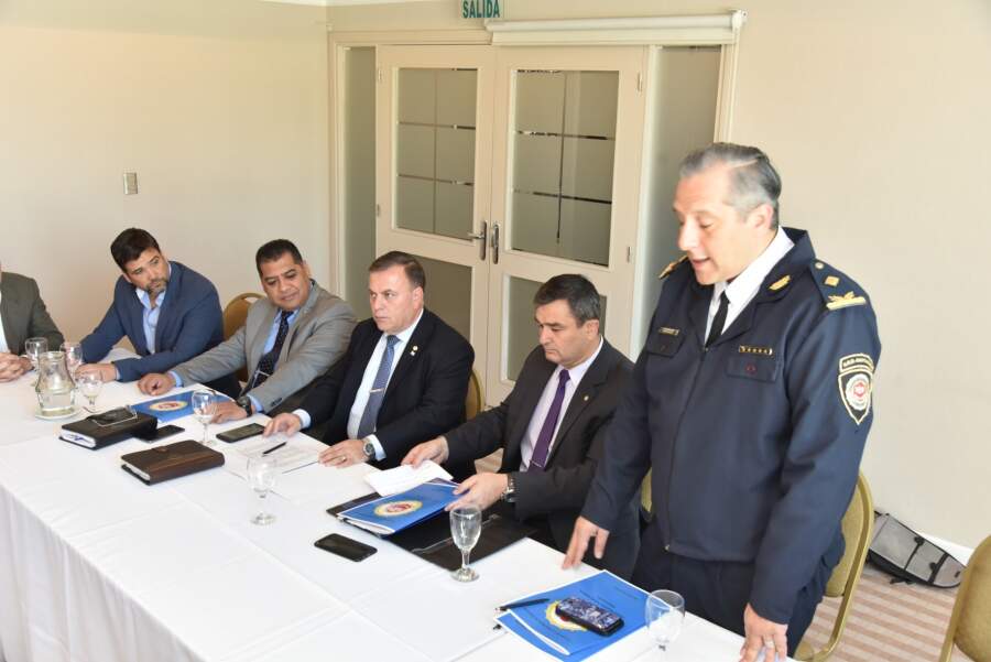 reunion consejo seguridad - Agazzi: "Las políticas nacionales de falta de trabajo y tarifazos hacen al delito"