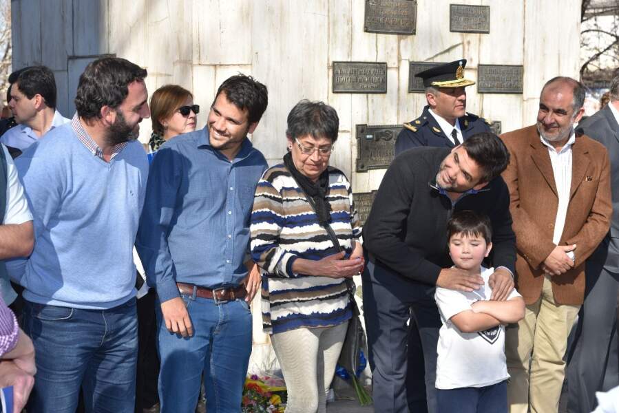 torres maximo san martin - "Seamos libres y lo demás no importa nada": Alta Gracia conmemoró el 167º aniversario de la muerte de San Martín