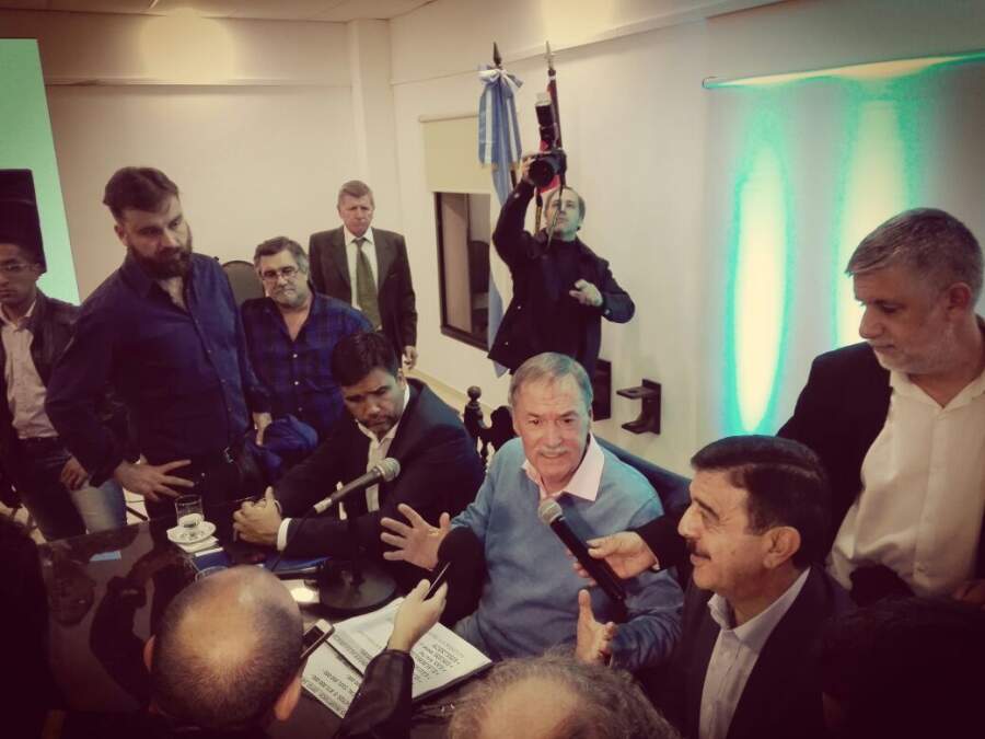 schiaretti ag3 - Schiaretti encabezó la campaña: "les pido que voten a nuestros candidatos"