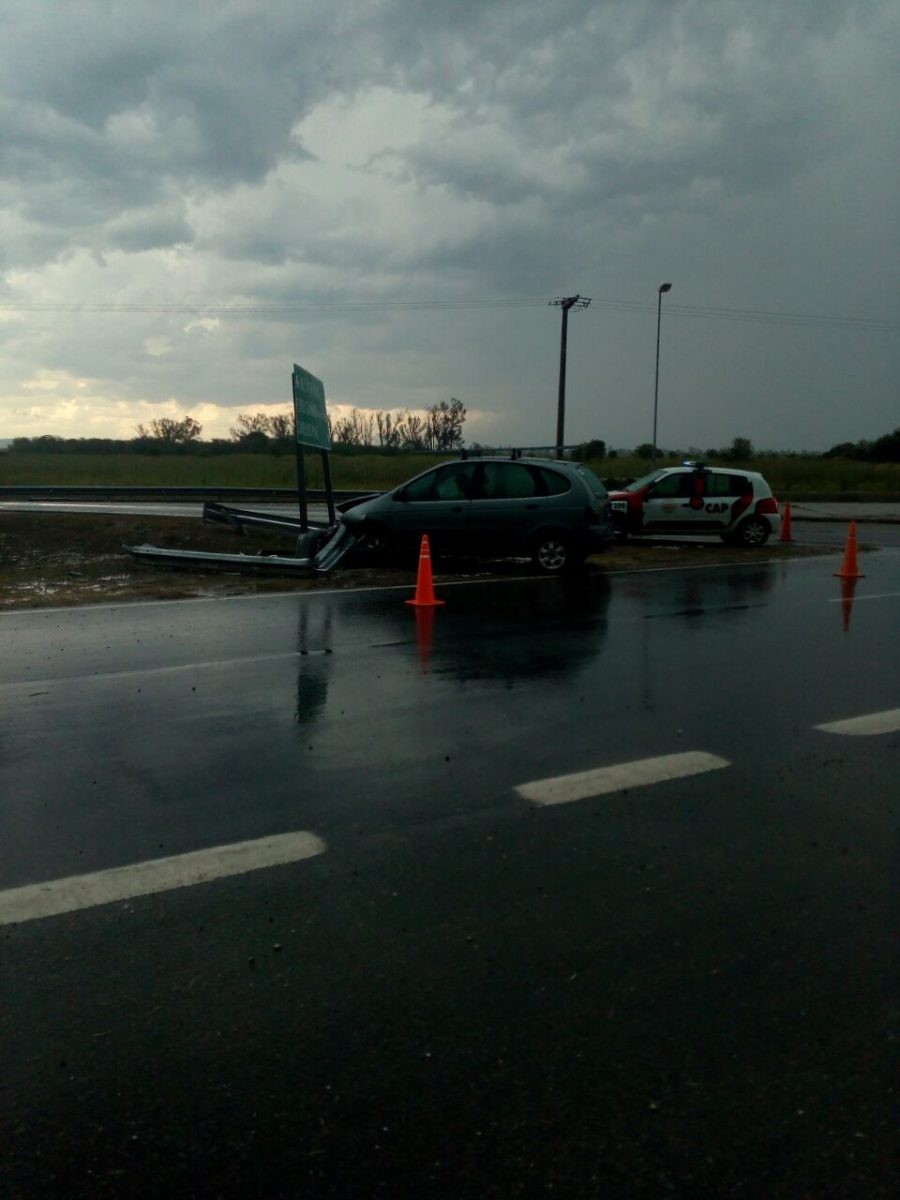 accidnete 1 - Al menos dos accidentes de tránsito provocados por la tormenta