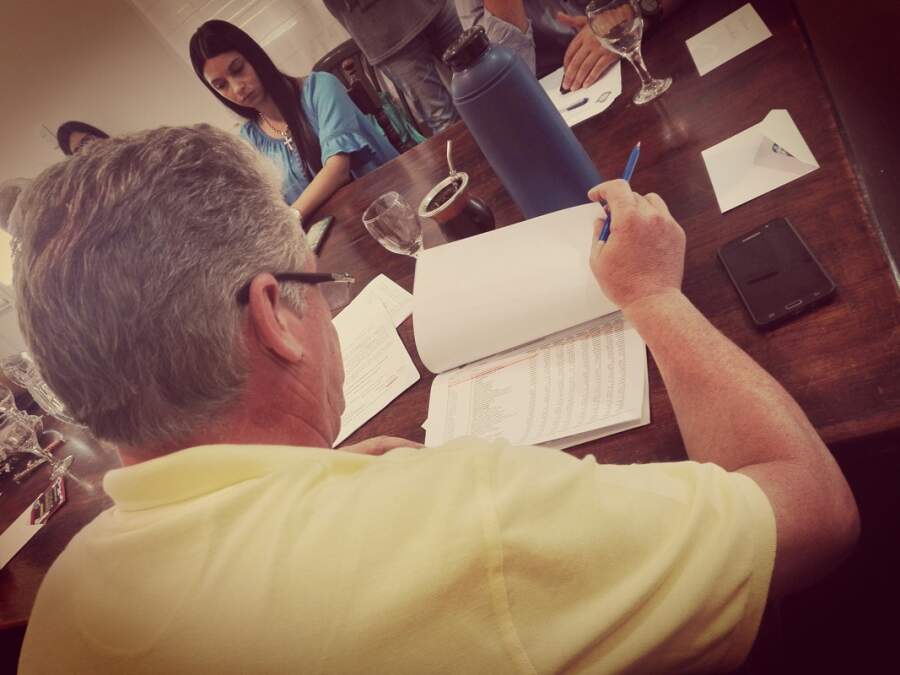 concejo 1 noviembre - "El radicalismo no va a avalar el malgasto de 12 millones de pesos"