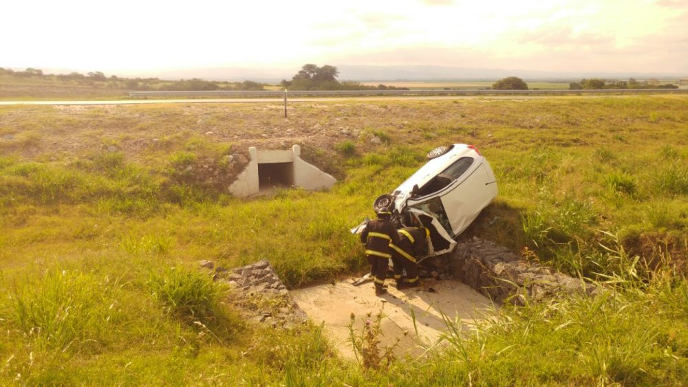 accidente despeñaderos - Colisionaron dos motos Camino a Los Paredones