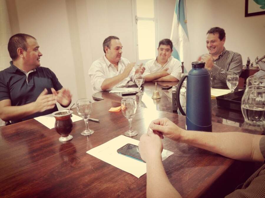 Finalmente colocaron una rampa de acceso al edificio municipal juani concejo - Finalmente colocaron una rampa de acceso al edificio municipal