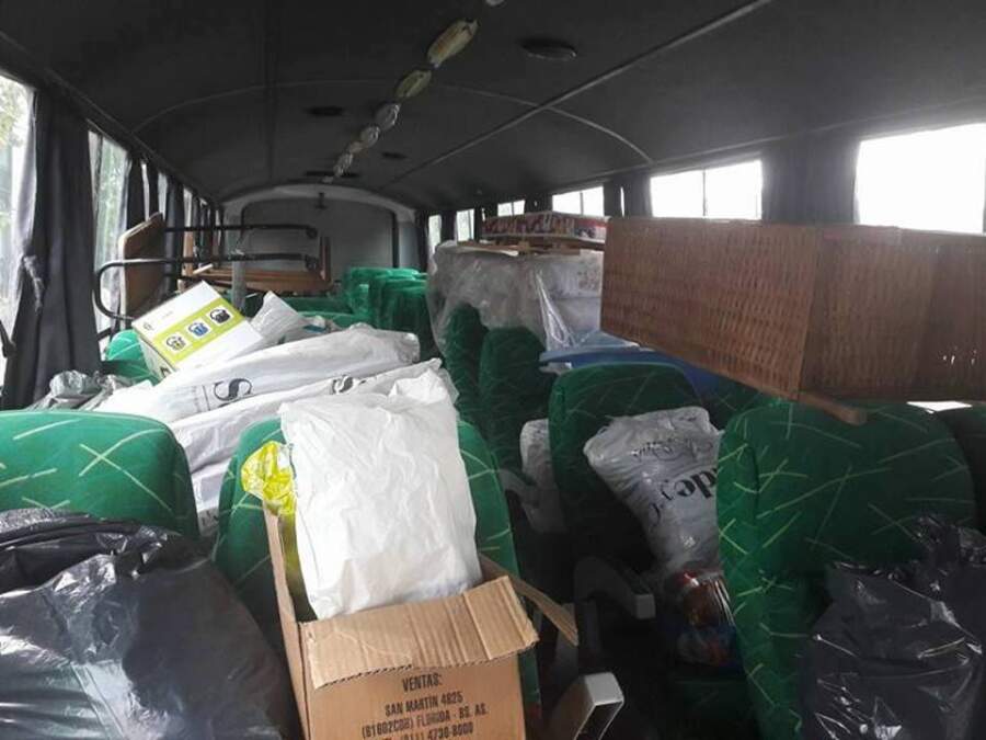 rocio donaciones - La familia damnificada por un incendio recibió donaciones del Centro Vecinal de barrio Sur