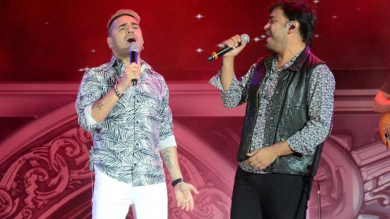 Cosquín 2018: de la euforia por Luciano Pereyra a los clásicos nocheros, con otra plaza llena nocheros dani guardia - Cosquín 2018: de la euforia por Luciano Pereyra a los clásicos nocheros, con otra plaza llena