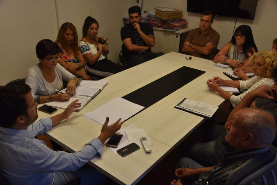 recreo en la pile - Pileta Olímpica: impulsan la participación barrial en actividades para la familia