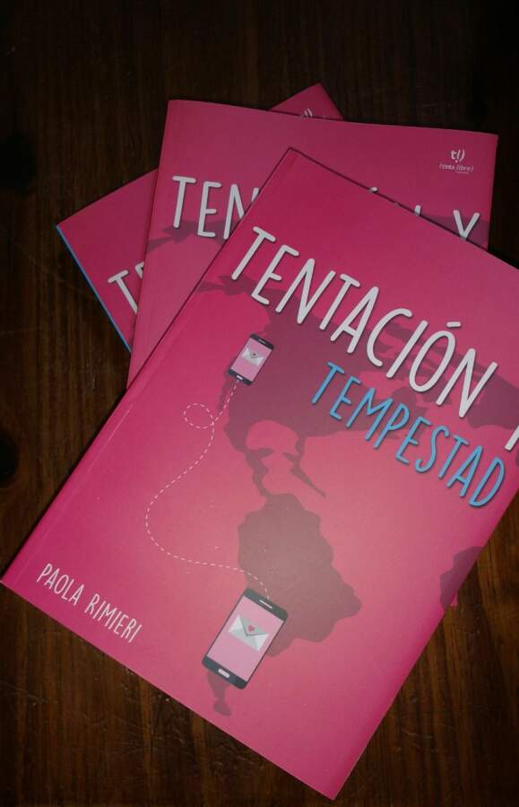 tentacion y tempestad II - Noche para disfrutar de los libros y los discos por las calles
