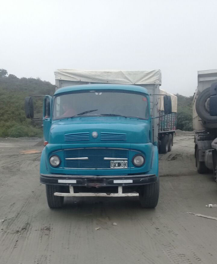 Colisionaron un camión y un auto en el Camino al Observatorio accidente observatorio camion E - Colisionaron un camión y un auto en el Camino al Observatorio