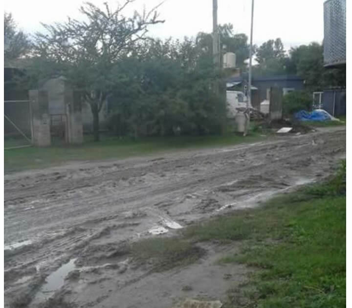 No se registraron inconvenientes después de la tormenta calle barrio la perla - No se registraron inconvenientes después de la tormenta