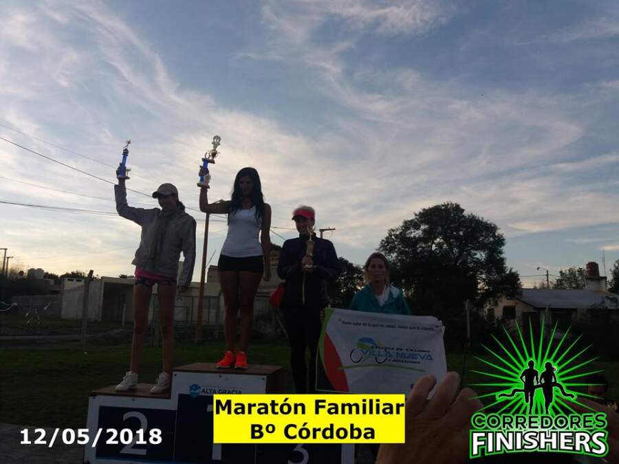 maraton b cba podio femenino - Tarde de maratón en barrio Córdoba
