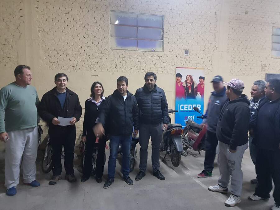 El municipio entregó las motos para el curso de taller que se dicta en el CEDER donacion motos - El municipio entregó las motos para el curso de taller que se dicta en el CEDER