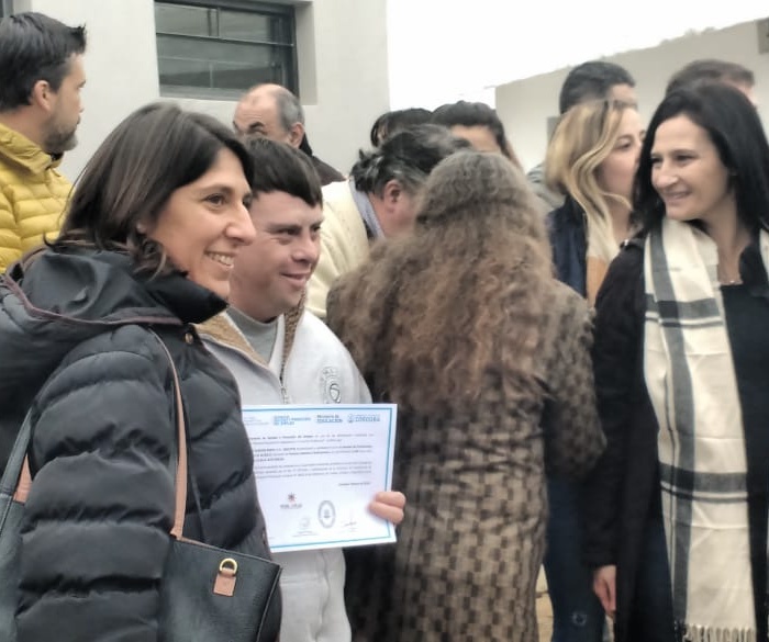 Inauguró la panadería social en barrio Parque San Juan panaderia certificados - Inauguró la panadería social en barrio Parque San Juan