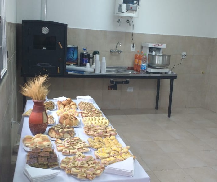 Inauguró la panadería social en barrio Parque San Juan panaderia x dentro - Inauguró la panadería social en barrio Parque San Juan