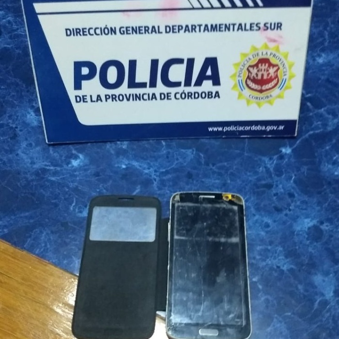 Dos detenidos por robo a mano armada secuestro telefono E - Dos detenidos por robo a mano armada