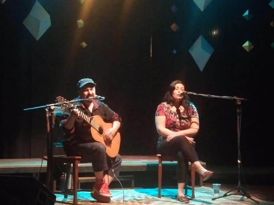 El dúo Aromito Caburé presenta repertorio latinoamericano en Cañito Cultural aromito caburé 3 - El dúo Aromito Caburé presenta repertorio latinoamericano en Cañito Cultural