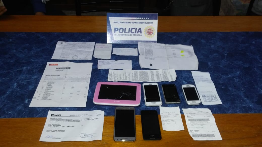 Una mujer detenida por estafas virtuales en distintas provincias detencion por estafa - Una mujer detenida por estafas virtuales en distintas provincias