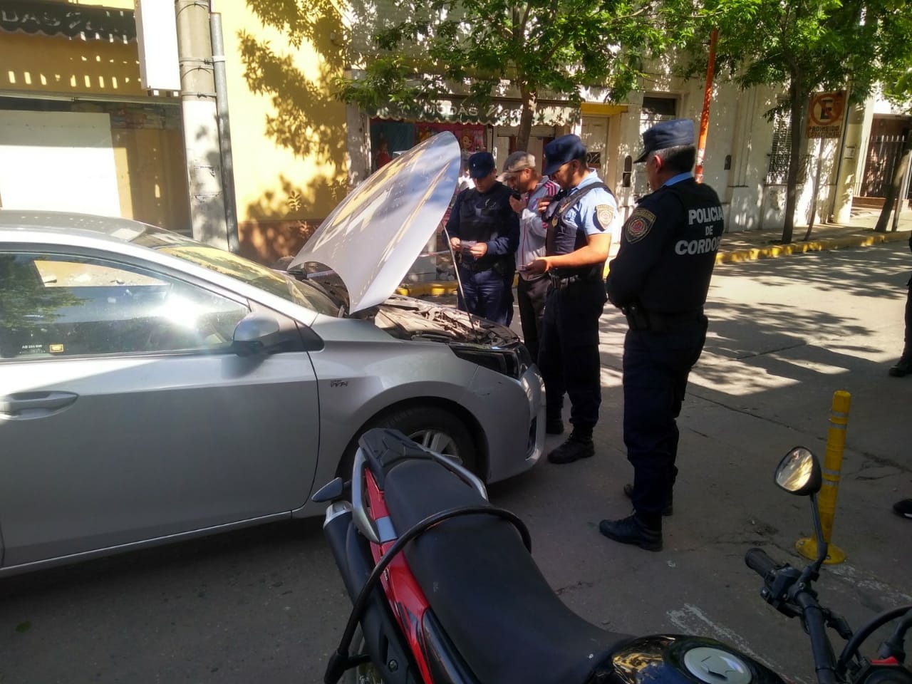 detenido adulteracion documento - Un aprehendido por modificar documentación y autopartes