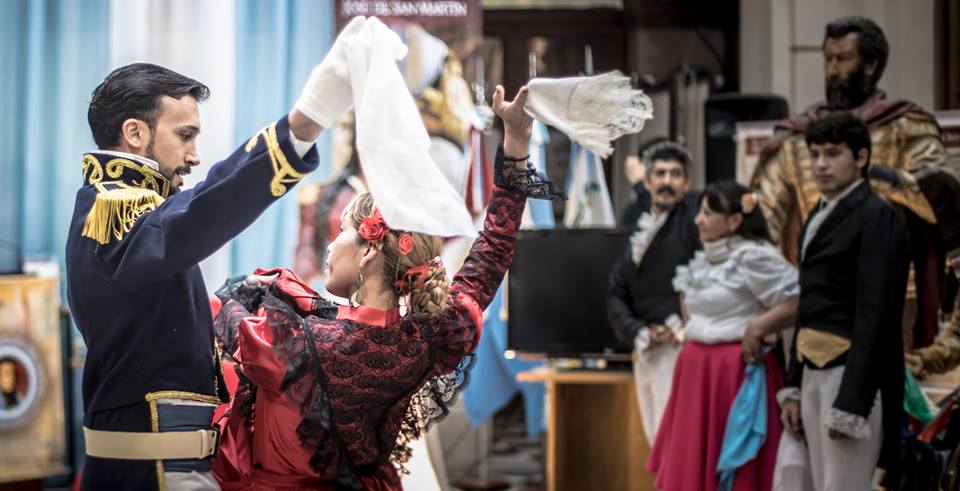 san martin baile - Las esculturas de Julio Incardona siguen en exposición en la Legislatura