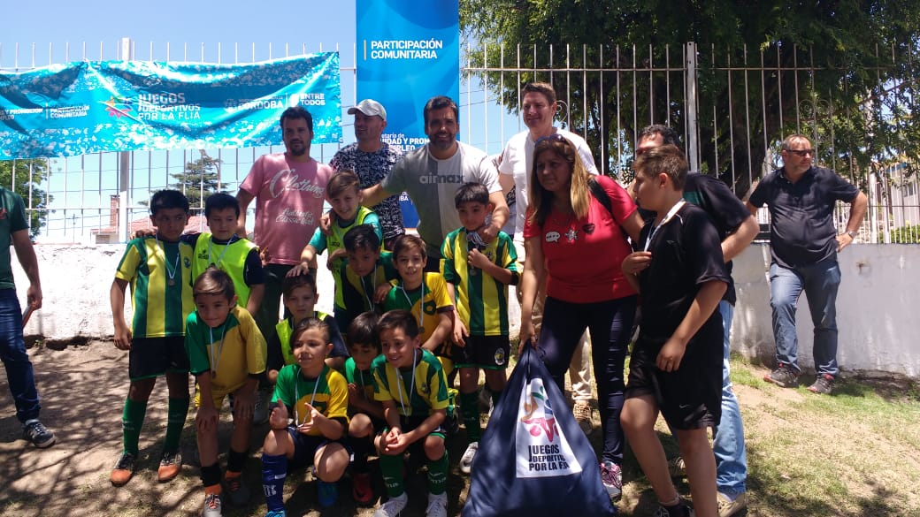 WhatsApp Image 2018 11 24 at 17.03.01 - Más de 200 niños participaran de la 1º Jornada Interbarrial “Por La Flia” en Alta Gracia