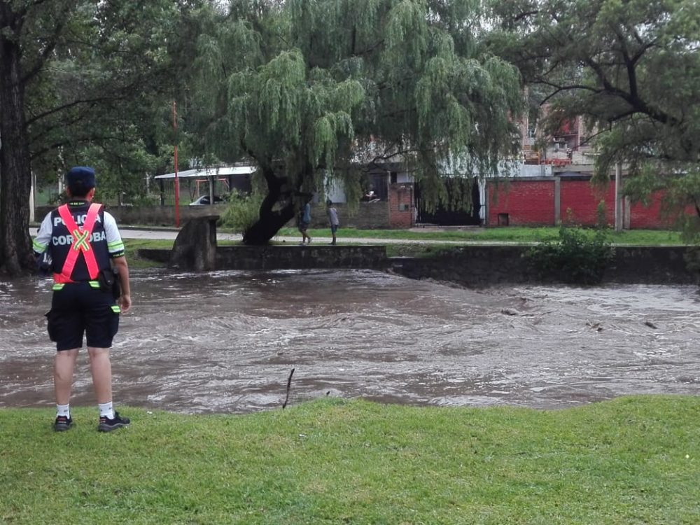 crecida arroyo 2019 5 - Piden precaución por crecida en el arroyo Chicamtoltina
