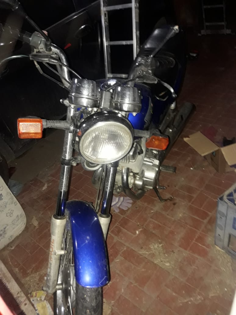 Corrió tras el sujeto que intentaba llevarse su moto moto malagueño - Corrió tras el sujeto que intentaba llevarse su moto