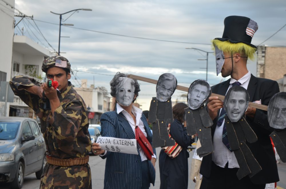 DSC 0425 - Más de dos mil personas en la marcha por la memoria en Alta Gracia