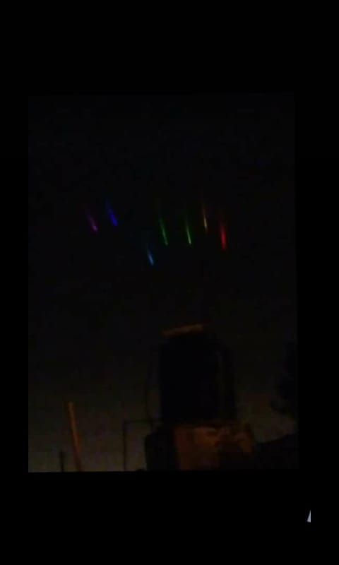 Luces de colores en el cielo de Alta Gracia luces cielo alta gracia 1 - Luces de colores en el cielo de Alta Gracia