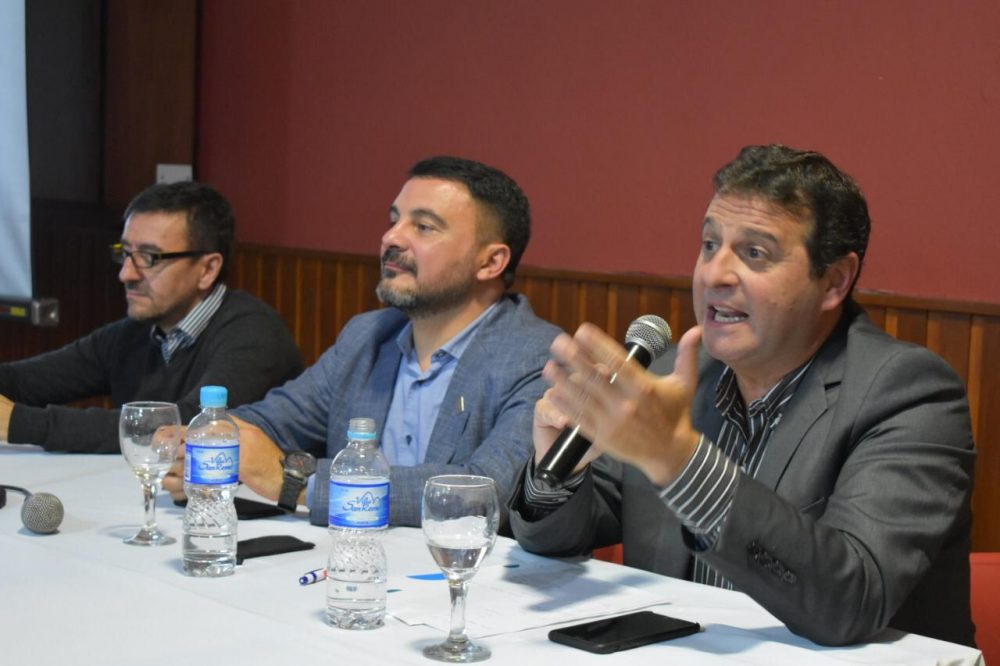 Se llevó a cabo la Conferencia "Realidad política y sus perspectivas nacionales y provinciales" IMG 20190424 WA0030 - Se llevó a cabo la Conferencia "Realidad política y sus perspectivas nacionales y provinciales"