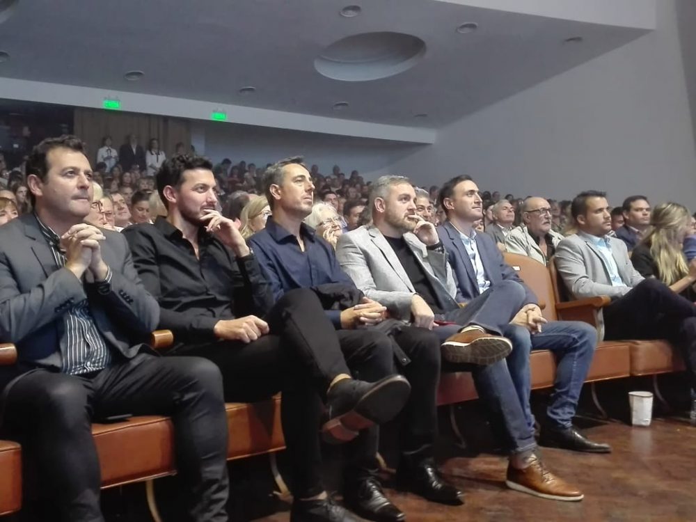 monumental segunda noche 7 - Segunda noche del Monumental: Alta Gracia "al rojo vivo"